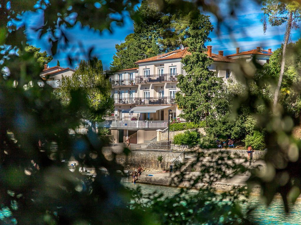 Apartments & Rooms Milcetic M Malinska Exteriér fotografie